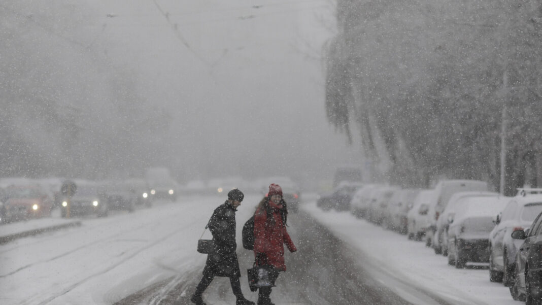 ANM: Temperaturi sub cele specifice, până aproape de sfârşitul lunii ianuarie