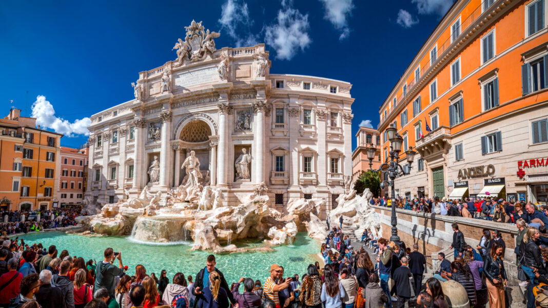 Accesul la Fontana di Trevi se va face contra cost din luna februarie