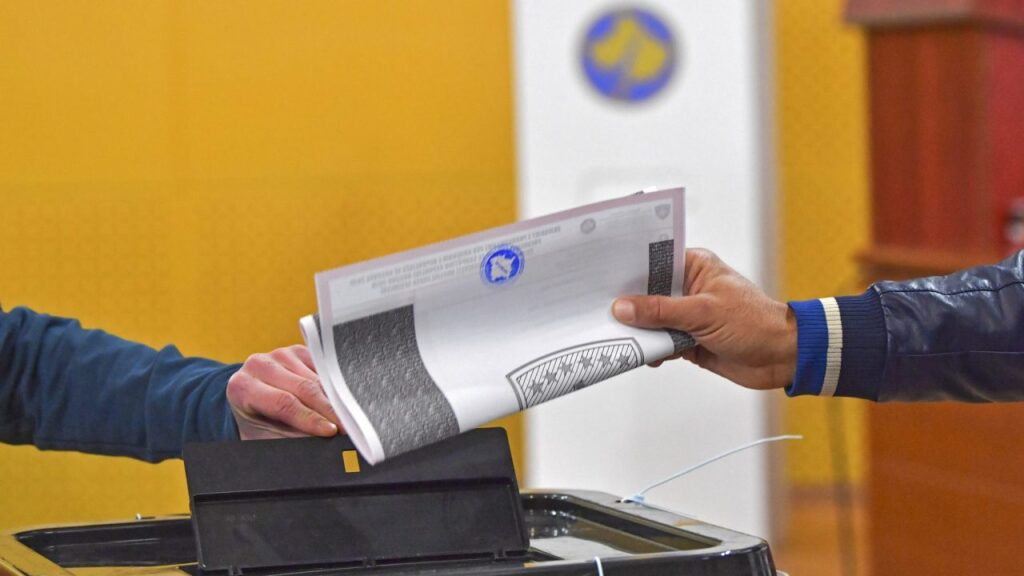 Alegeri parlamentare anticipate în Kosovo: Albin Kurti speră la o majoritate clară