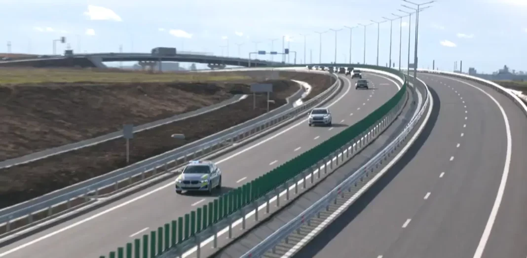 Alunecări de teren pe Drumul Expres Craiova-Pitești, după valul de ploi