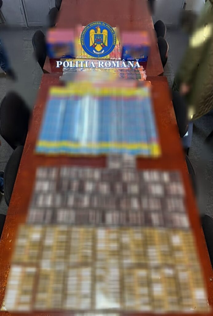 Mehedinți: 42 de kilograme de articole pirotehnice descoperite într-un autoturism