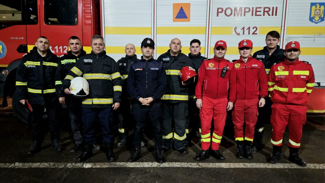 Olt: Femeie căzută în fântână, salvată de pompieri