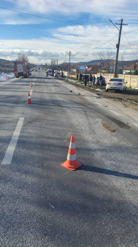 Mehedinți: Accident cu doi răniți la Tâmna