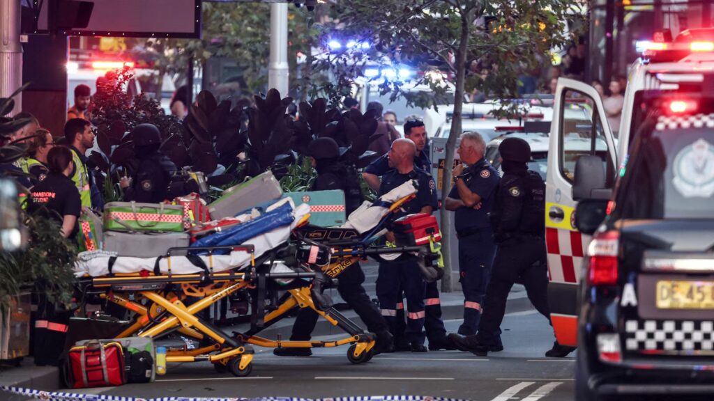 Doliu național în Australia după atacul armat soldat cu 16 morți