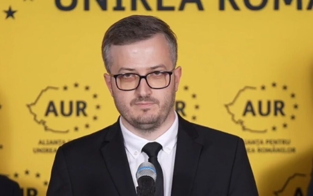 AUR nu a strâns semnăturile pentru suspendarea preşedintelui Nicuşor Dan