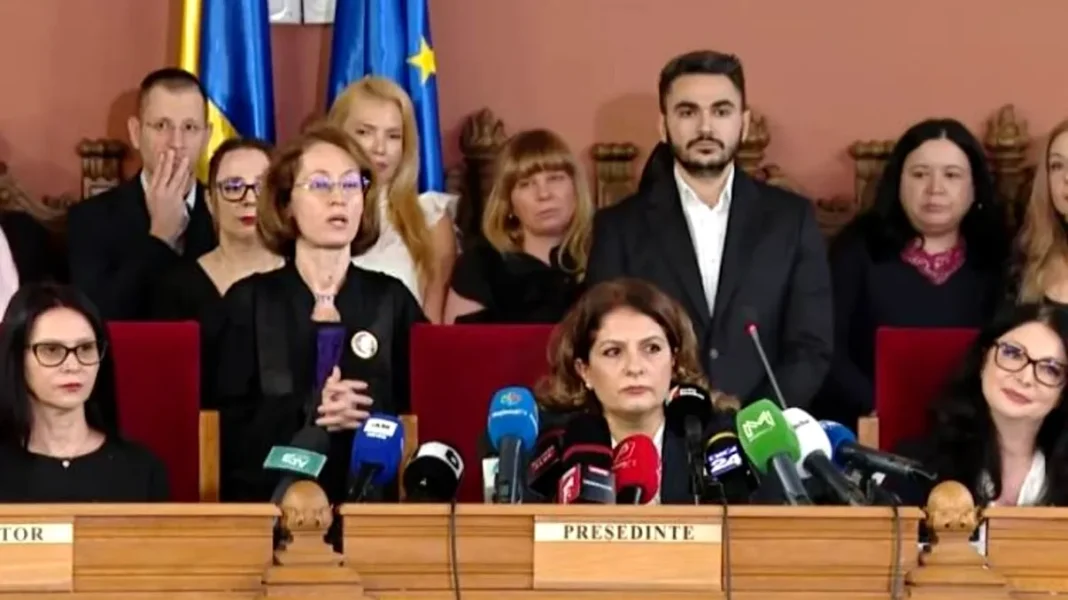 Conferință la Curtea de Apel Bucureşti. Un judecător confirmă acuzațiile: „Îl susţin pe colegul Laurenţiu Beşu, tot ce a spus el acolo e adevărat“