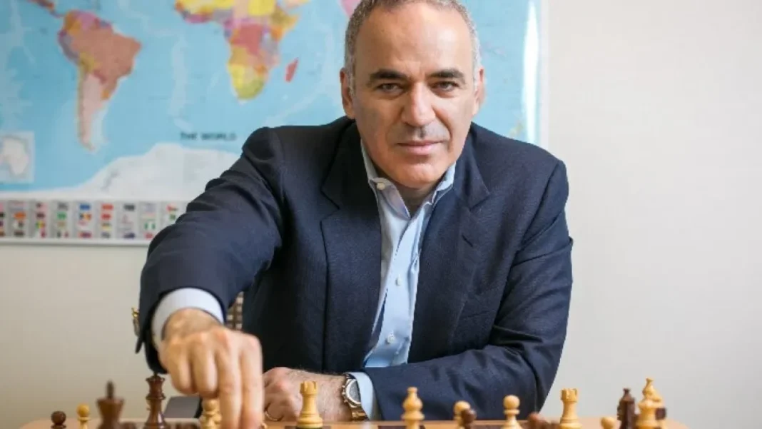 O instanţă rusă a ordonat arestarea în lipsă a şahistului Garry Kasparov