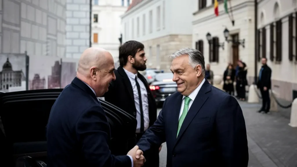 Premierii României și Ungariei, discuție „pragmatică“ pe tema interconectărilor în sectorul energiei electrice