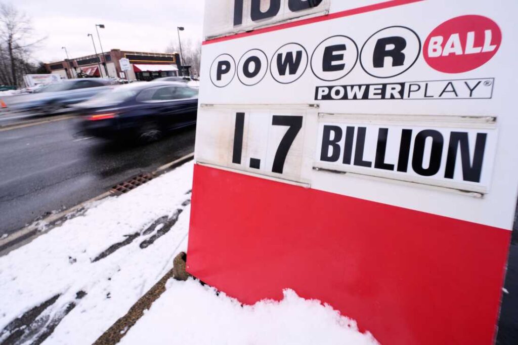 Un american a câștigat la loterie 1,817 miliarde $, al doilea cel mai mare premiu din istoria Powerball