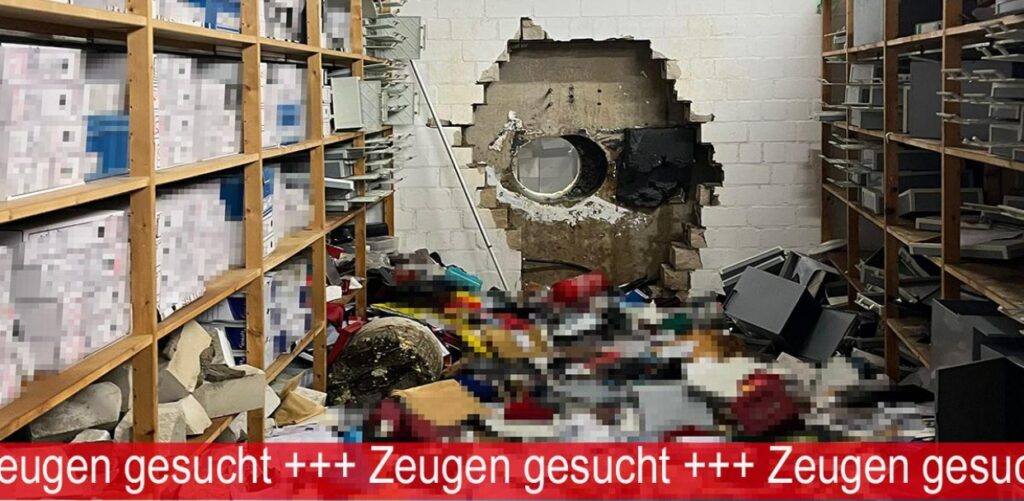 Jaf spectaculos în Germania! Hoții au spart cu un burghiu un seif plin de valori