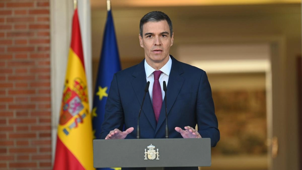Spania: Premierul anunţă lansarea unui abonament unic la transportul rutier și feroviar în întreaga țară