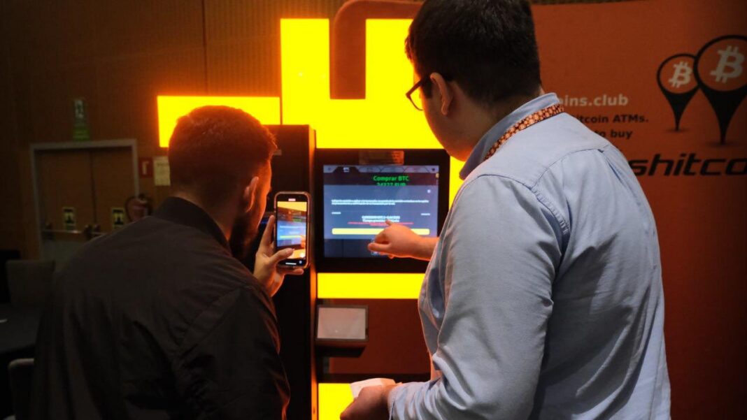 Un nou bancomat Bitcoin instalat la Electroputere Parc: plăți crypto direct din oraș