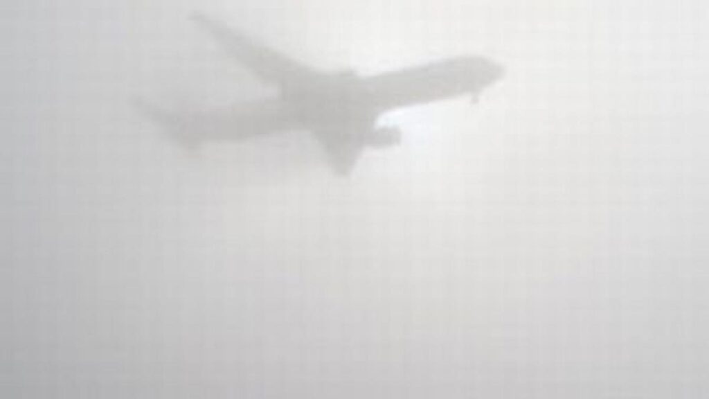 Wizz Air a anulat mai multe curse de pe Aeroportul din Craiova din cauza ceții
