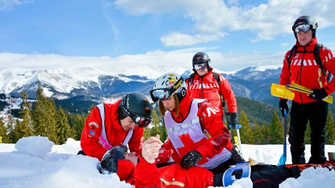 33 de persoane, salvate de pe munte în ultimele 24 de ore