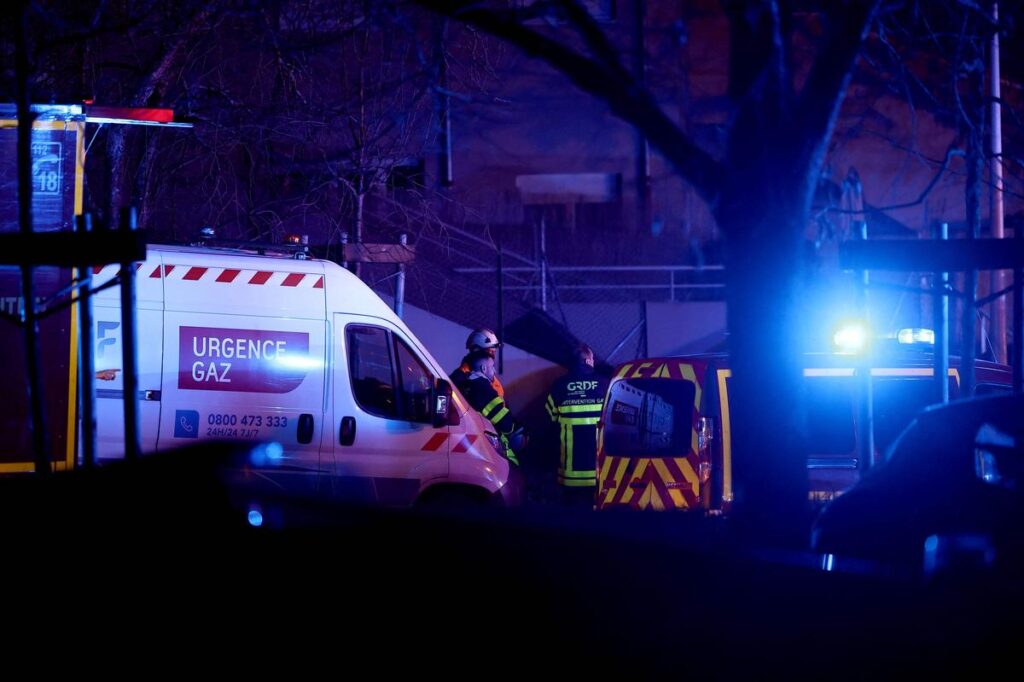 Doi copii au murit și alte 13 persoane au fost rănite după o explozie la un bloc, în Franța