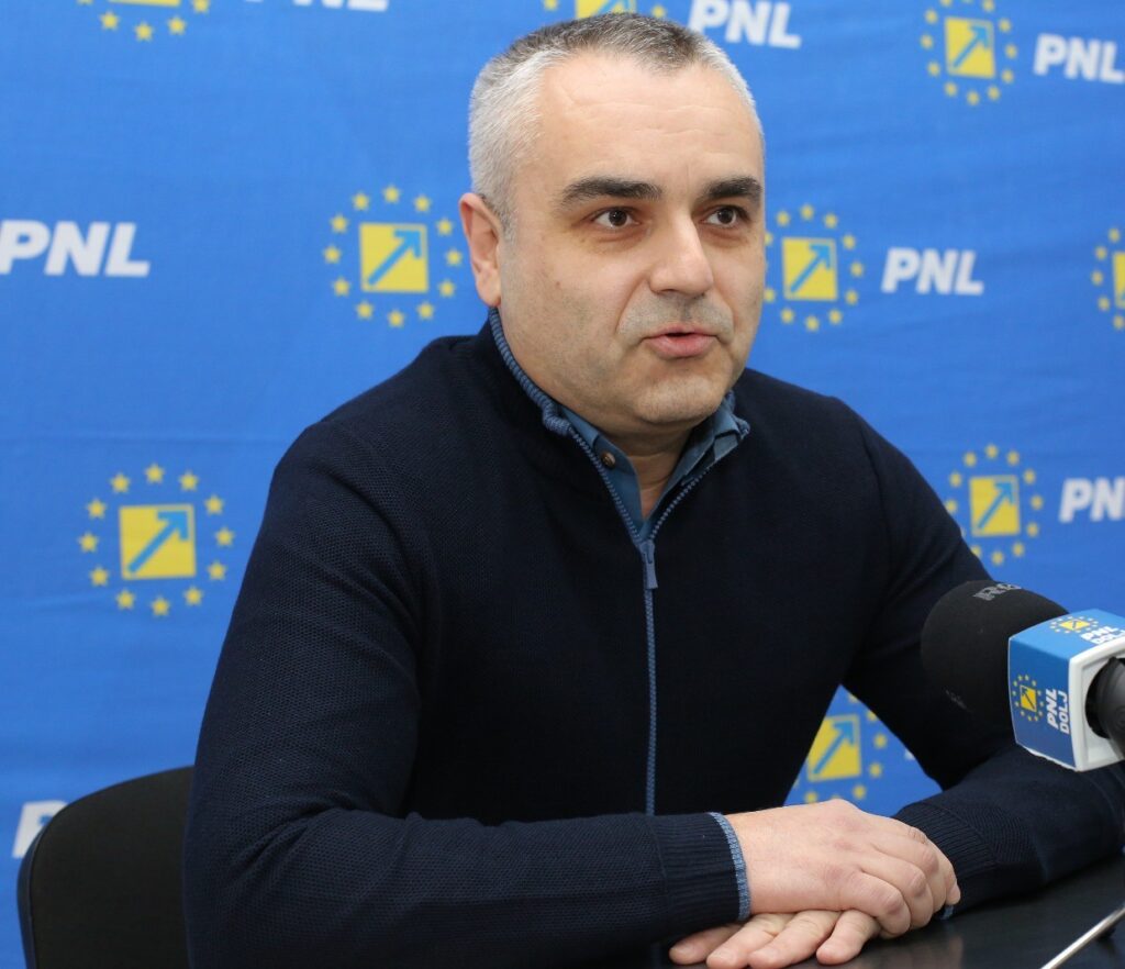 Șeful PNL Craiova, Teodor Sas, propune centrale pe gaz în punctele termice: „O centrală pe gaz de aproximativ 2,5 MW ar asigura căldura pentru 7-800 de apartamente și ar costa undeva la 100-150.000 de euro”
