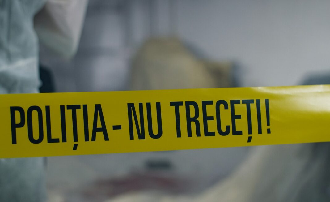 Agresorul, un bărbat de 45 de ani, a fost reținut și dus la audieri