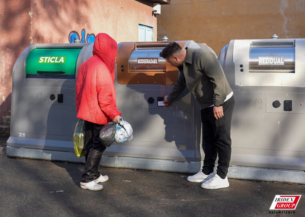 Sunt în proces de amplasare 150 de eco-insule inteligente pentru colectarea separată a deșeurilor