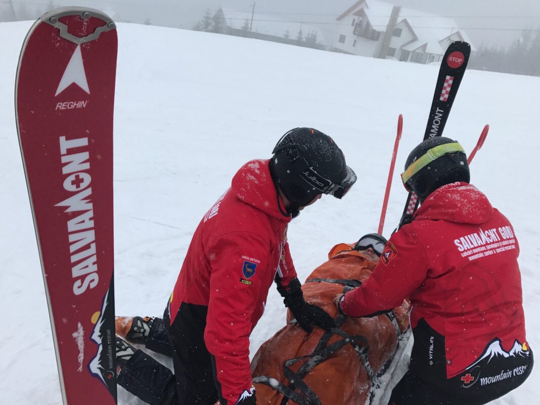 83 de apeluri la Salvamont în 24 de ore