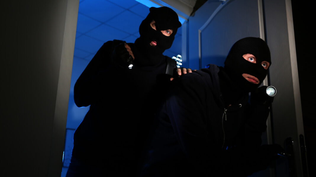 Tentativă de furt la Dăbuleni