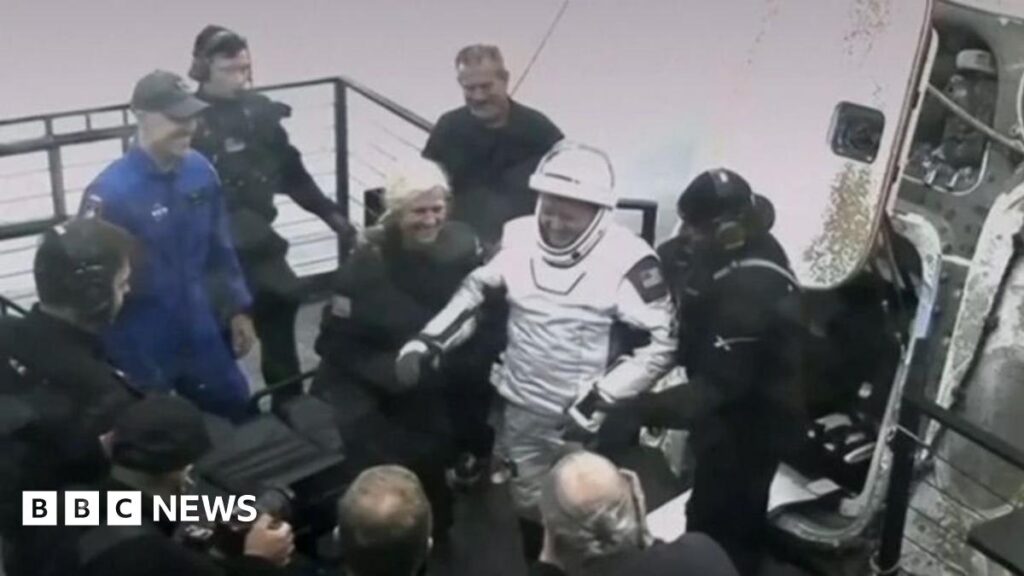 (VIDEO) Astronauții evacuați medical de pe ISS au revenit pe Pământ