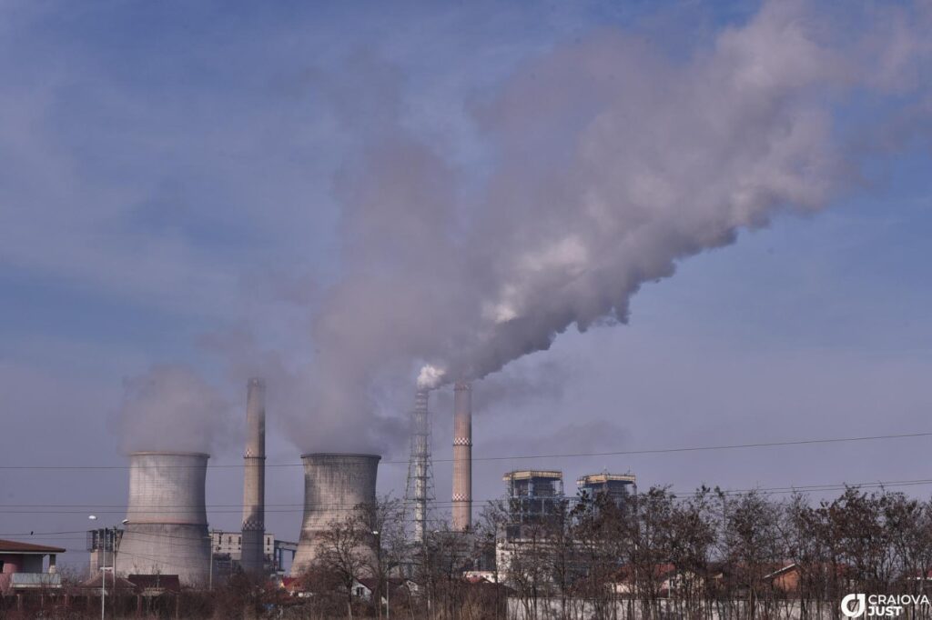 Craiova: Zeci de mii de locuitori fără căldură și apă caldă după avaria la Electrocentrale