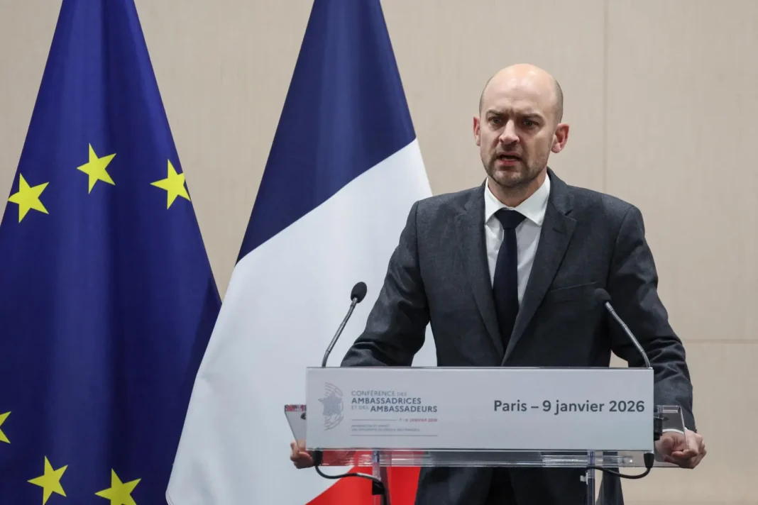 Franţa a anunțat deschiderea unei misiuni diplomatice în Groenlanda