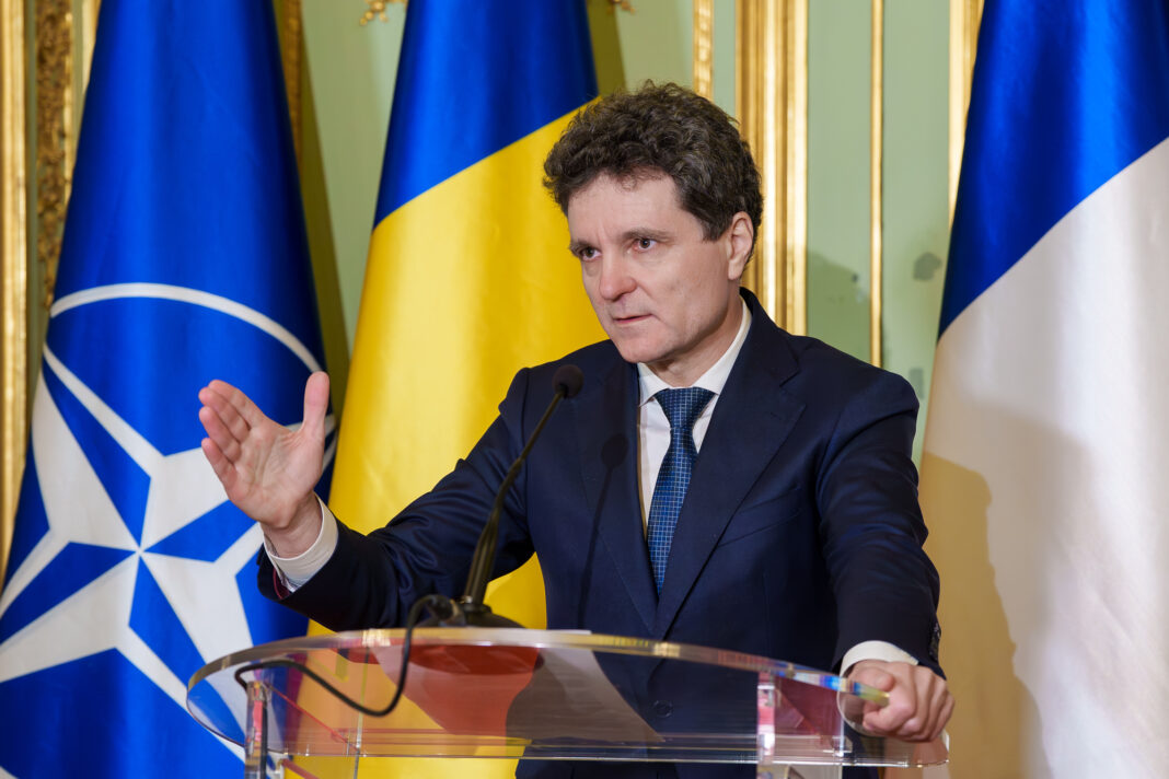 Nicușor Dan: România nu va trimite soldați în Ucraina. Acordul va fi trecut prin Parlament