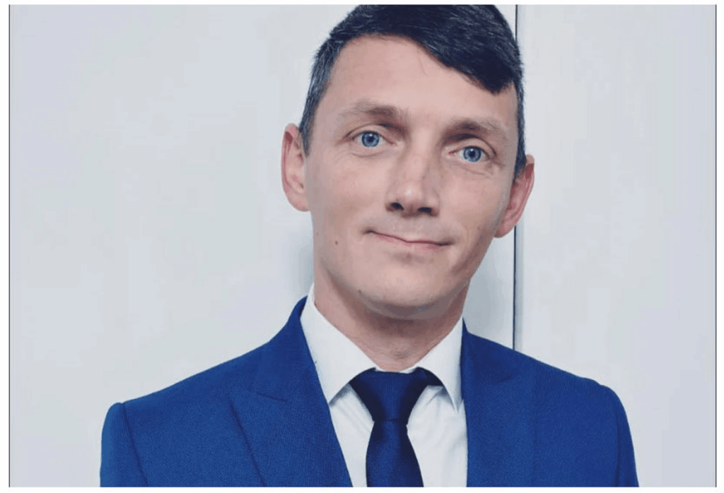 Senatorul fără bacalaureat, condamnat la închisoare pentru că a condus cu permisul suspendat