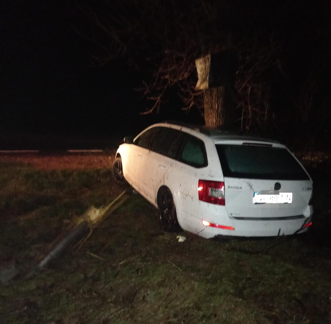 Vâlcea: Şofer cu alcoolemie record, implicat într-un accident pe DN 64