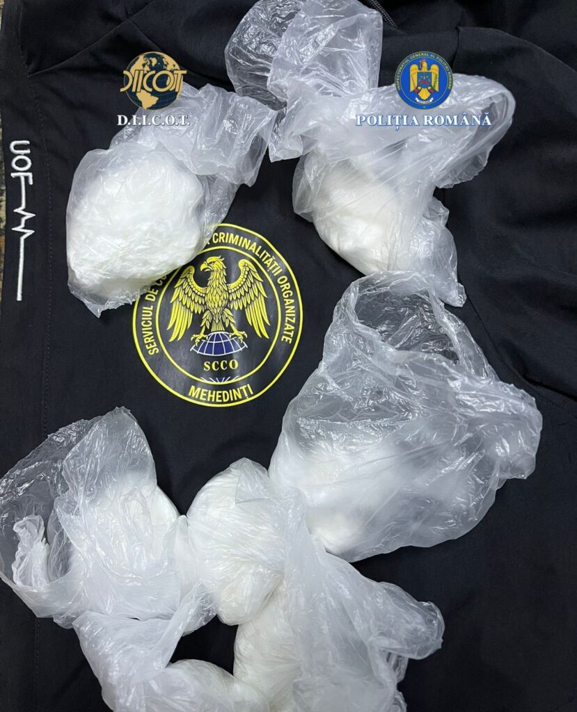 Bărbat arestat preventiv pentru trafic de cocaină în Mehedinți