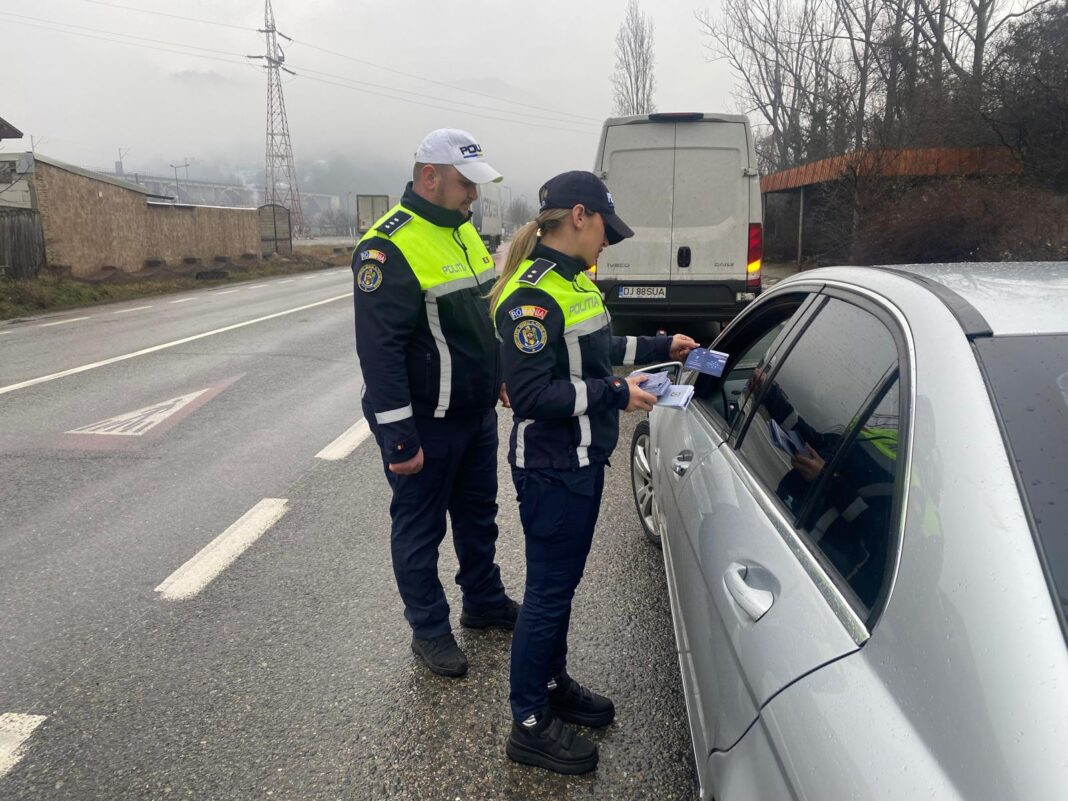 Zeci de controale rutiere și acțiuni de prevenire a infracțiunilor, printre care conducere fără permis și consum de substanțe interzise
