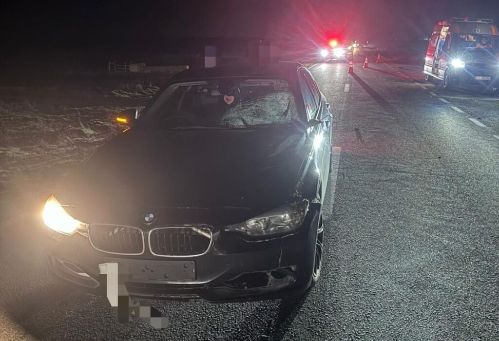 Dolj: Doi pietoni, loviți de o mașină la Poiana Mare. O femeie a murit pe loc