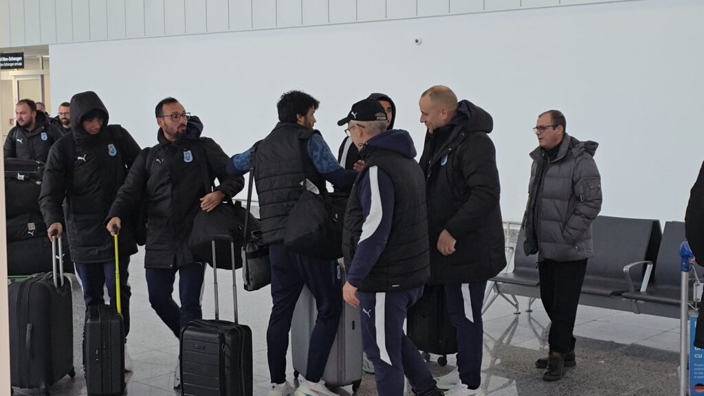 Știința a revenit în țară și a dat…peste zăpadă! Cum au reacționat alb-albaștrii