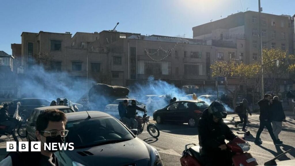 Avertismentul lui Trump privind protestele din Iran provoacă reacții dure din partea oficialilor iranieni
