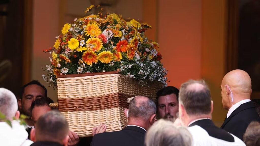 Brigitte Bardot a fost înmormântată în cimitirul marin din Saint-Tropez