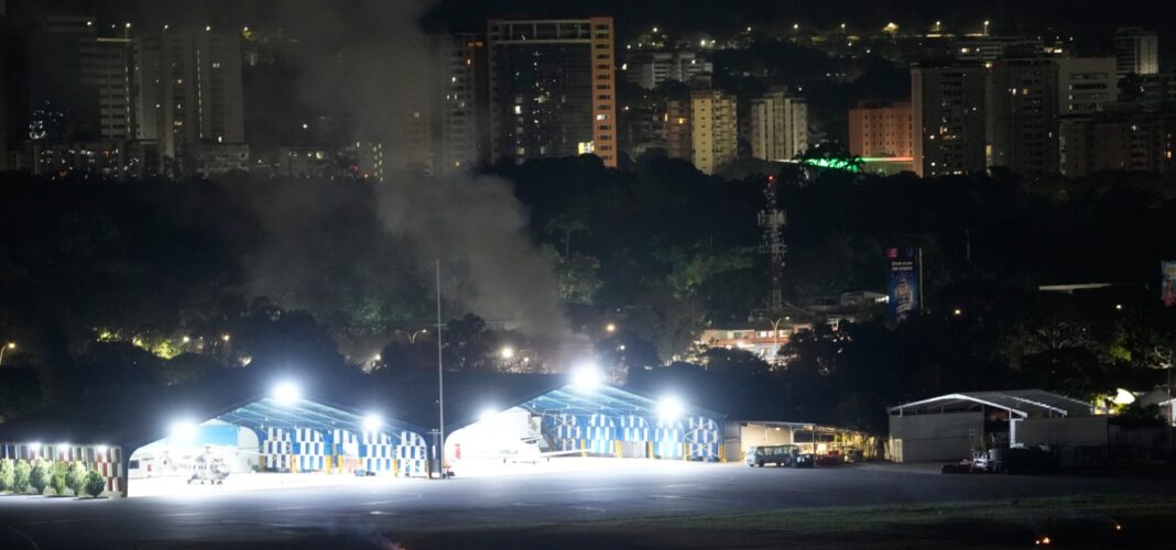 Explozii și haos în Caracas