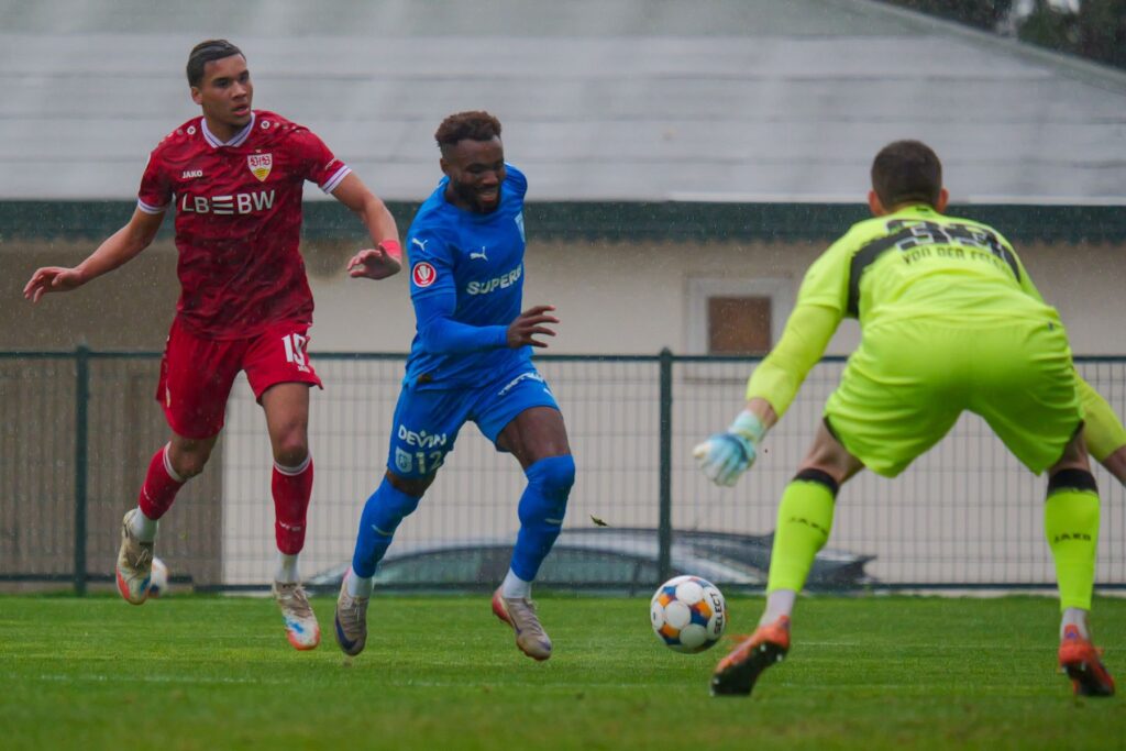 Cinci goluri și puțini nervi în Universitatea Craiova – Stuttgart II 2-3