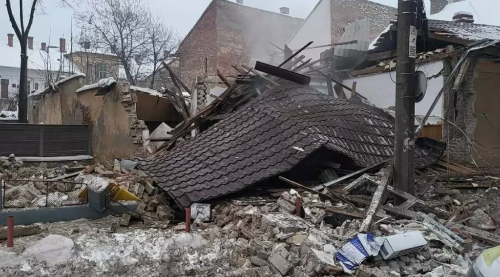 Clădirea Poliției Rutiere Lugoj s-a prăbușit în urma unei explozii