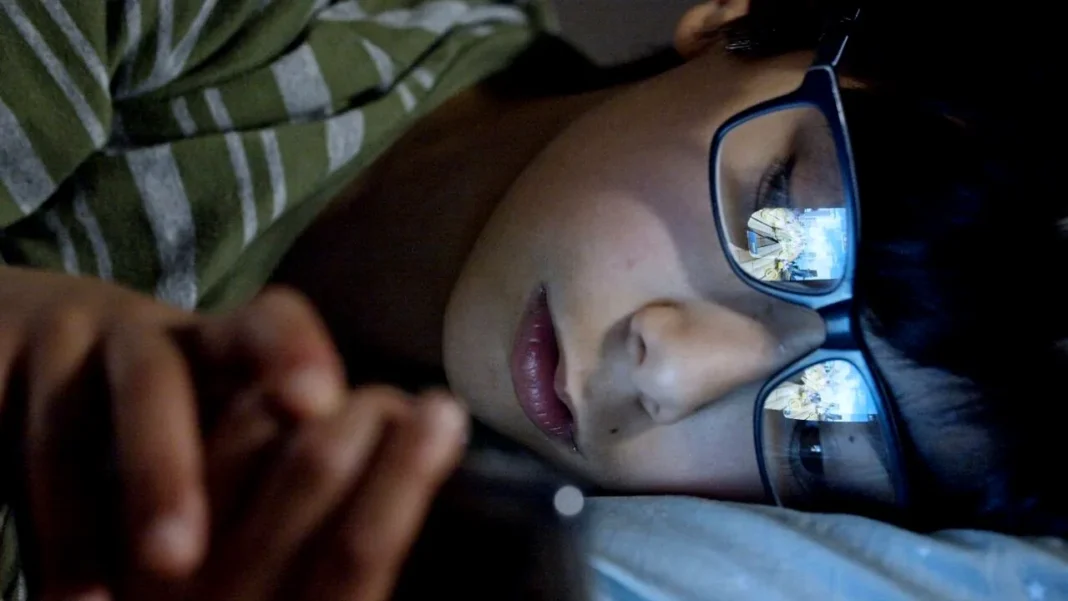 Macron vrea să interzică rețelele de socializare pentru copii „încă din anul școlar viitor“