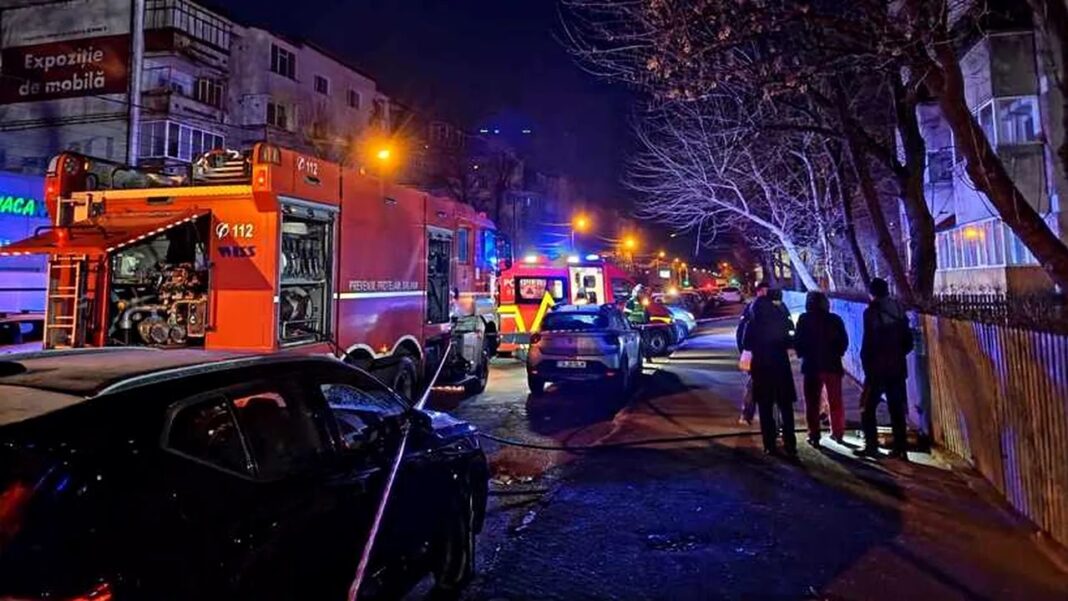 Şase răniți după un incendiu produs de Revelion într-un apartament
