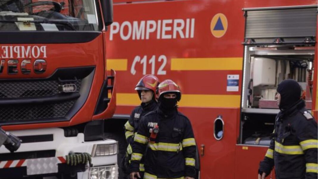 Incendiu la Ministerul Finanțelor. Angajaţii nu au fost evacuaţi