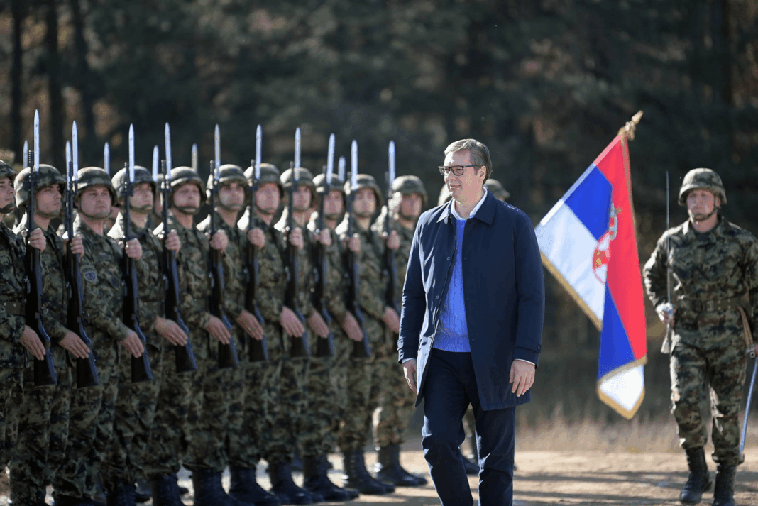 Serviciul militar obligatoriu reintrodus în Serbia