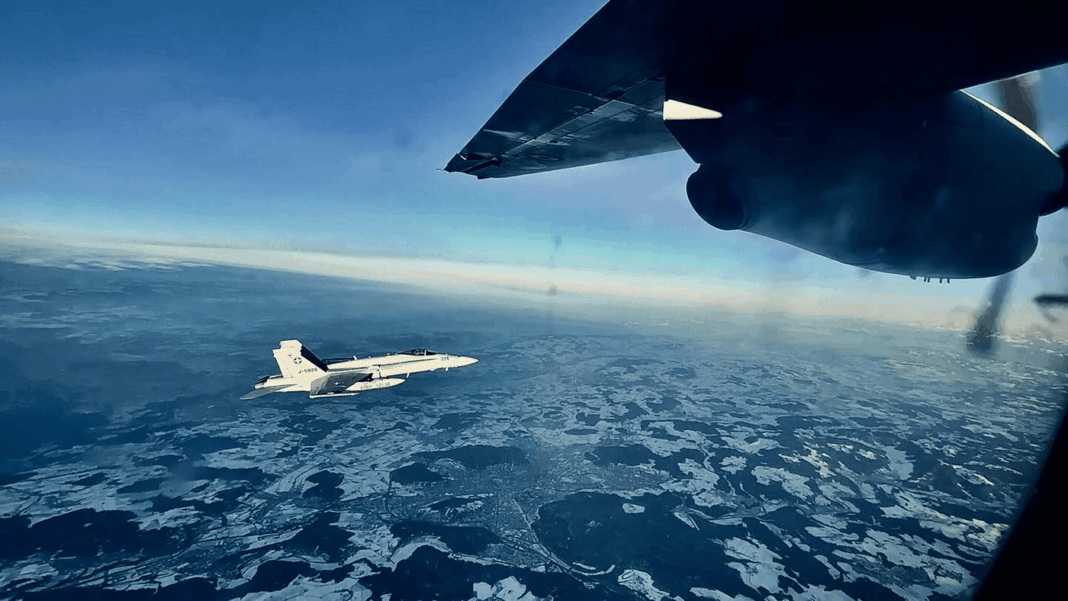 Nicușor Dan a postat convorbirea dintre pilotul aeronavei Spartan și controlorul de trafic din Zürich. „Este inadmisibil nivelul de dezinformare”