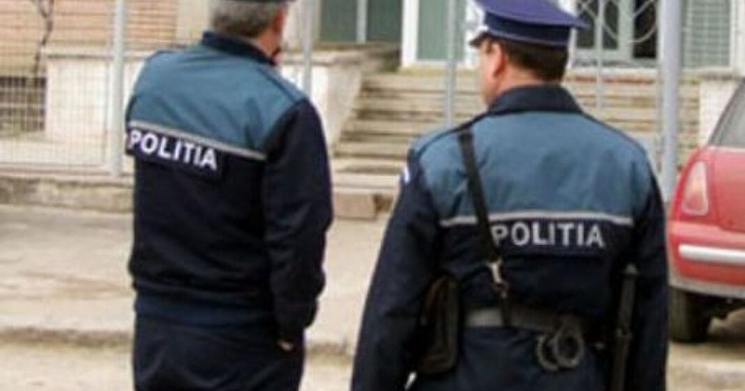 Scandal într-o clădire de birouri din Craiova. Un bărbat, cercetat de poliţişti pentru agresiune