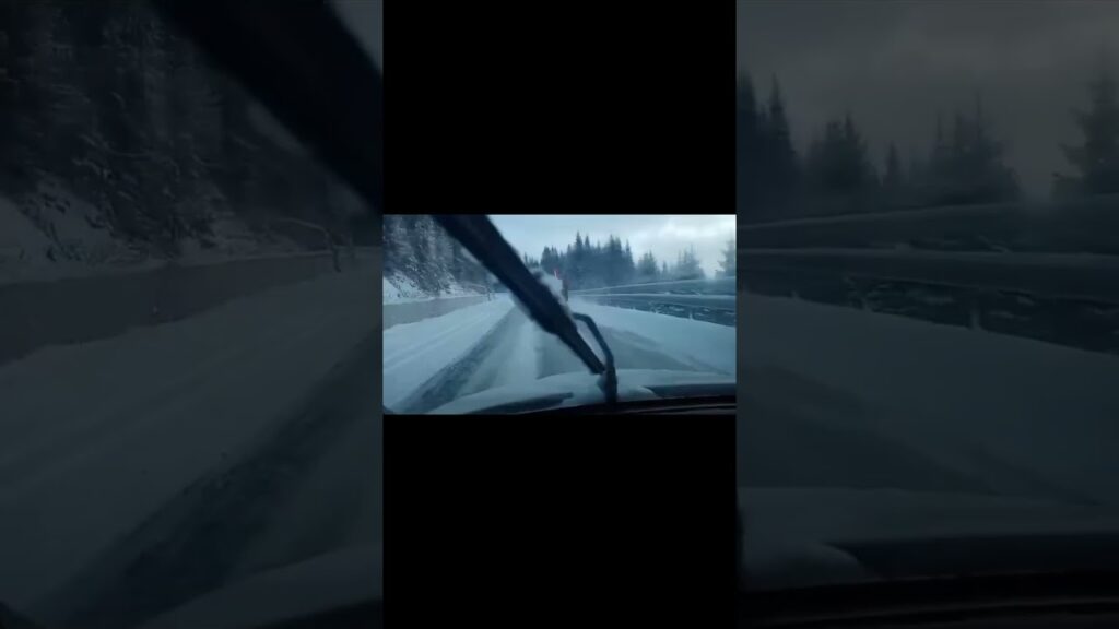 (VIDEO) Cod galben în Vâlcea: Poliția avertizează asupra condițiilor de trafic pe timp de iarnă