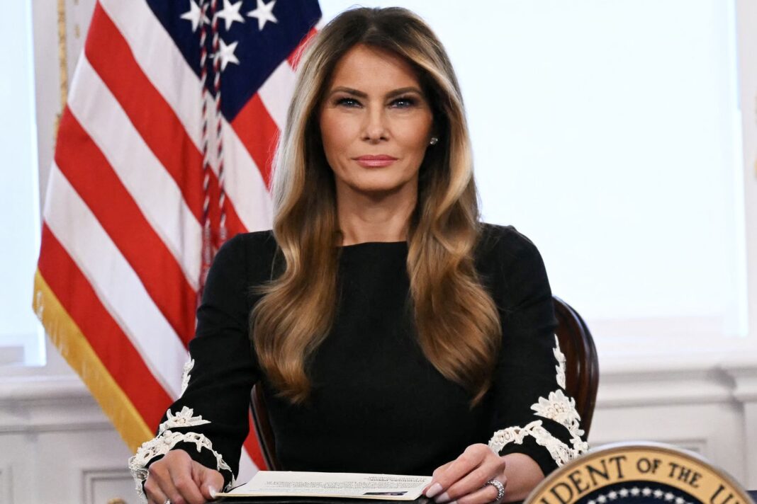 Melania Trump le cere cetățenilor SUA „să fie uniți“. Are o recomandare şi pentru demonstranții din Minnesota