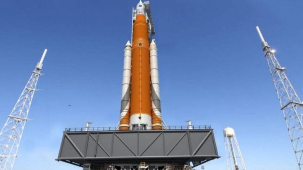 NASA pregătește prima misiune cu echipaj uman spre Lună după 50 de ani