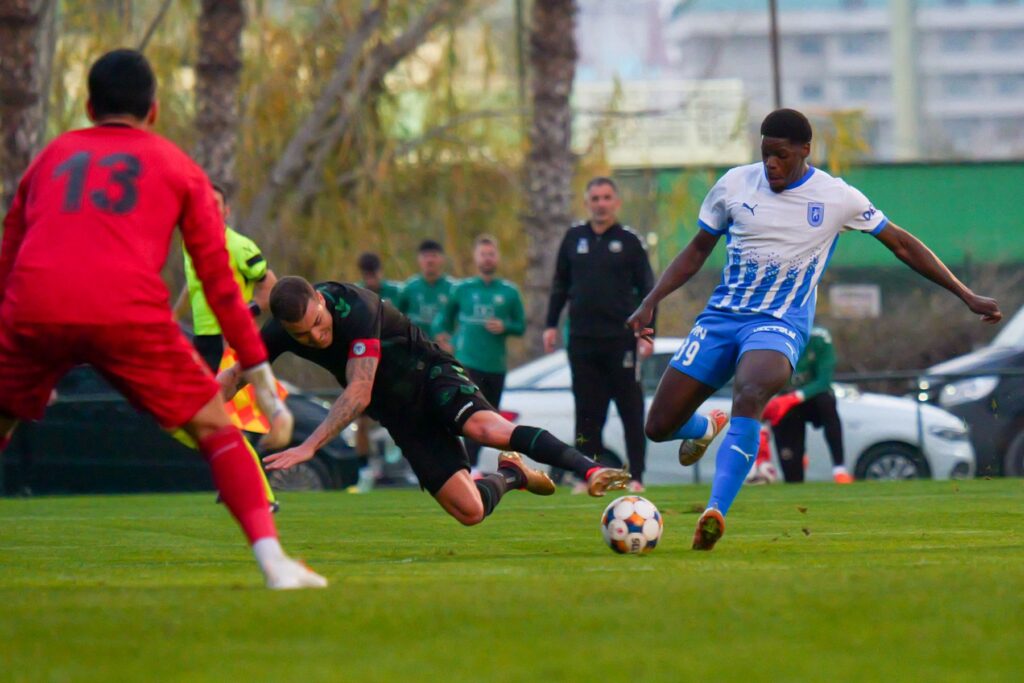 Un gol frumos, nervi mulți și încăierare pe final în Universitatea Craiova – Konyaspor
