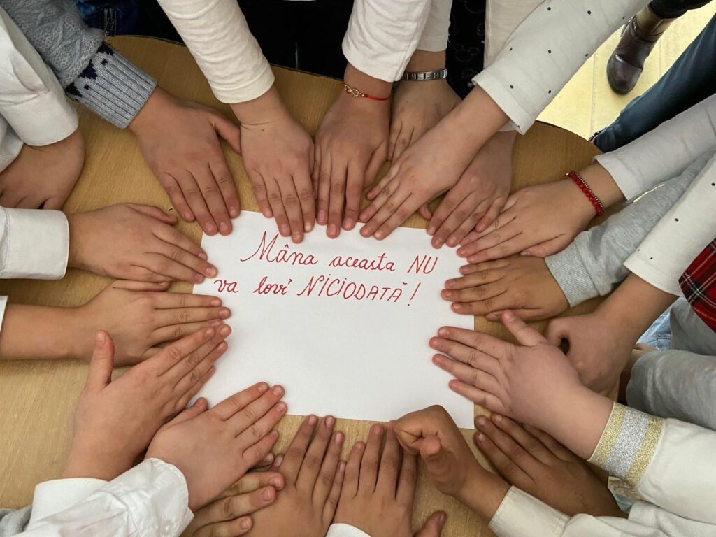 World Vision România lansează granturi pentru prevenirea violenței și bullying-ului în școli